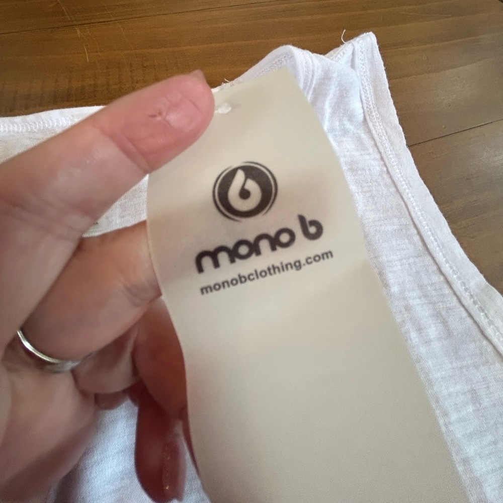 NWT Mono B White Tank Top - Picture 4 of 7